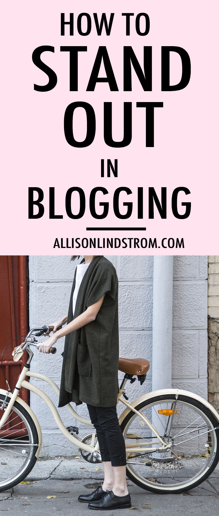 "I want to make money blogging but there are so many bloggers already! How can I stand out?" I get this question all the time and I've got some tips for you that go beyond just "be yourself." You can be a successful blogger, even if you're shy or if your niche is crowded! ● HOW TO BE DIFFERENT IN BLOGGING SO YOU CAN MAKE MONEY FROM HOME